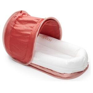 DockATot Style Infant Lounger with Ginger Canopy
